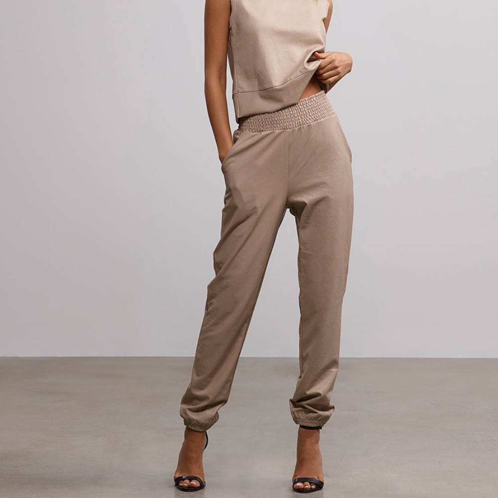 Commando faux leather joggers M